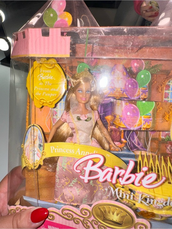 NIB Princess and the Pauper Barbie Doll (Annaliese)